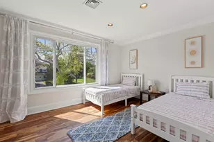 80 Soundview Dr, Stamford, CT 06902 - Photo 31