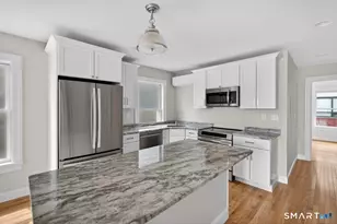 138 Bank St, New London, CT 06320 - Photo 7
