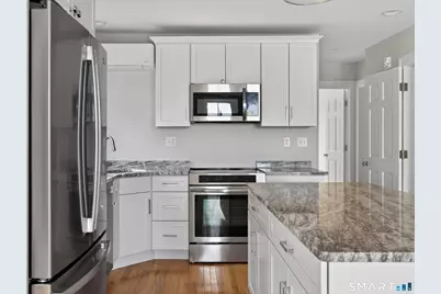 138 Bank Street #2B, New London, CT 06320 - Photo 9