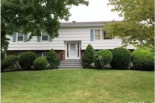 123 Folino Dr, Bridgeport, CT 06606 - Photo 1