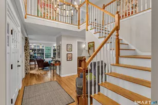 46 Laurel Cliffs Rd, Guilford, CT 06437 - Photo 3