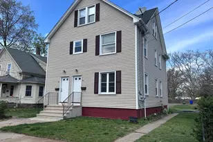 38 Spring St, Wallingford, CT 06492 - Photo 3