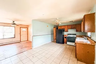 21 Potvin Ave, Plainfield, CT 06354 - Photo 7