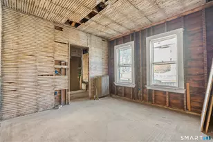 1403 Boston Ave, Bridgeport, CT 06610 - Photo 19