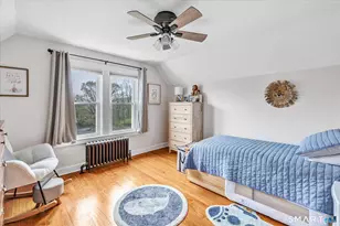 21 Grove St, Shelton, CT 06484 - Photo 17