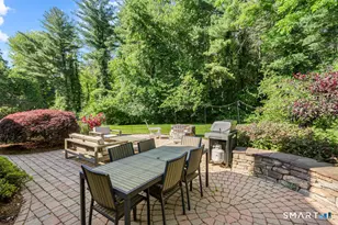 45 Hampton Ct, Glastonbury, CT 06073 - Photo 5