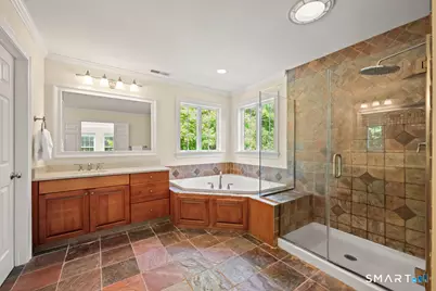 45 Hampton Court, Glastonbury, CT 06073 - Photo 23