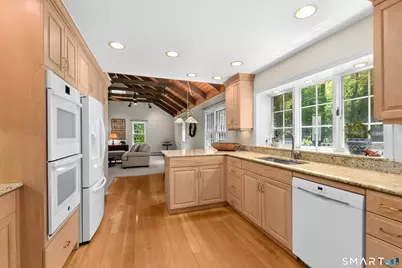 180 Davis Hill Road, Weston, CT 06883 - Photo 9