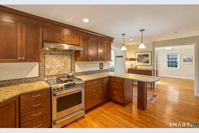 78 Garfield Road, West Hartford, CT 06107 - Photo 13