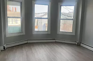 105 Caroline St, Bridgeport, CT 06608 - Photo 5