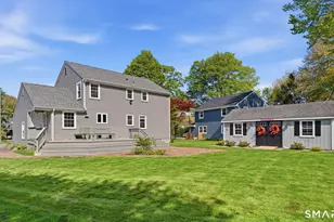 32 Meadowgate St, Wethersfield, CT 06109 - Photo 5