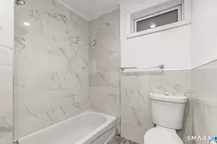1220 Pembroke St, Bridgeport, CT 06608 - Photo 11