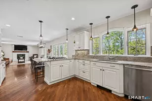 50 Old Farms Rd, Glastonbury, CT 06073 - Photo 13