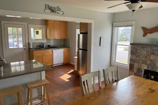 799 Rowland Rd, Fairfield, CT 06824 - Photo 3