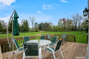 147 Carriage Dr, Fairfield, CT 06890 - Photo 3