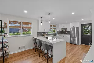 11 Ranger Ln, West Hartford, CT 06117 - Photo 5