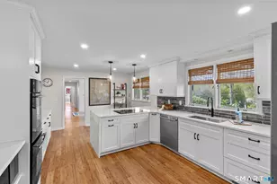 11 Ranger Ln, West Hartford, CT 06117 - Photo 7