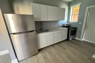 283 Wethersfield Ave, Hartford, CT 06114 - Photo 5