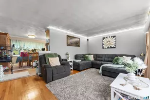7 Plainfield Dr, Waterbury, CT 06708 - Photo 15