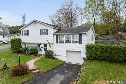 7 Plainfield Drive, Waterbury, CT 06708 - Photo 3