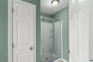 2 Sheridan St, Danbury, CT 06810 - Photo 11