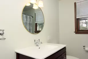 13 Twin Circle Rd, West Haven, CT 06516 - Photo 21