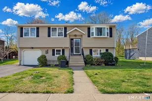 13 Twin Circle Rd, West Haven, CT 06516 - Photo 3