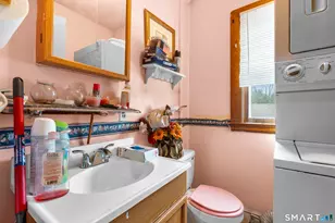 61 Elmer St, East Hartford, CT 06108 - Photo 11