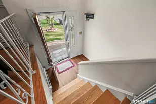 40 Winthrop Pl, Monroe, CT 06468 - Photo 11