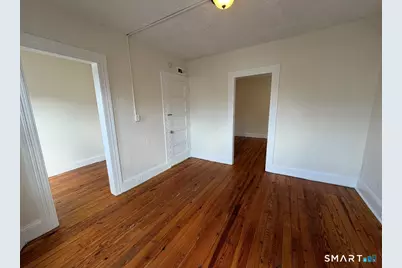 120 Rennell Street, Bridgeport, CT 06604 - Photo 5