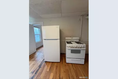 120 Rennell Street, Bridgeport, CT 06604 - Photo 3