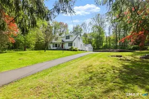 8 Ferndale Dr, Easton, CT 06612 - Photo 3