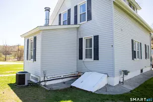 128 Smith Ave, Norwich, CT 06360 - Photo 5