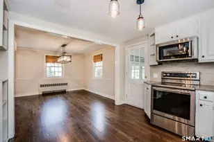 25 Meadow Farms Rd, West Hartford, CT 06107 - Photo 7