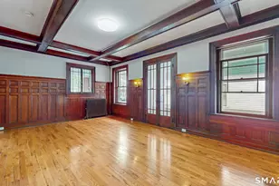 28 Merriman St, Bristol, CT 06010 - Photo 9