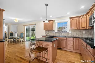 235 Laurel St, Stratford, CT 06615 - Photo 11