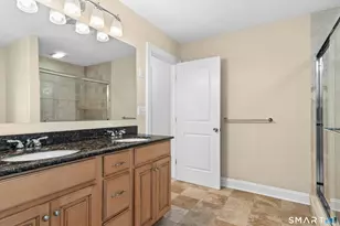 235 Laurel St, Stratford, CT 06615 - Photo 21