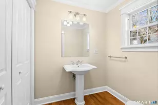 235 Laurel St, Stratford, CT 06615 - Photo 17