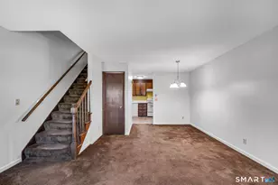 56 Elm St, Enfield, CT 06082 - Photo 7