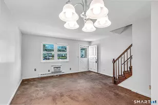 56 Elm St, Enfield, CT 06082 - Photo 9