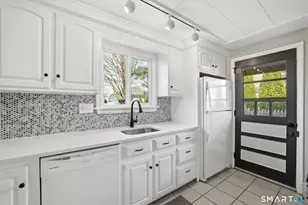 38 Juniper St, Newington, CT 06111 - Photo 13