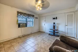 317 Granfield Ave, Bridgeport, CT 06610 - Photo 3