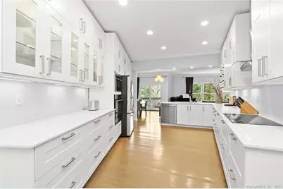 13 Old Stamford Road #13, New Canaan, CT 06840 - Photo 11