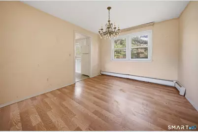 218 Woodland Avenue, Bloomfield, CT 06002 - Photo 13