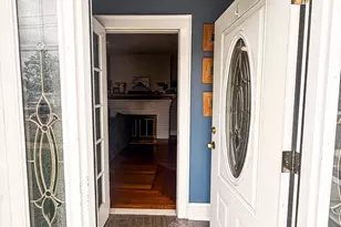 38 Grandview Ave, Hamden, CT 06514 - Photo 9