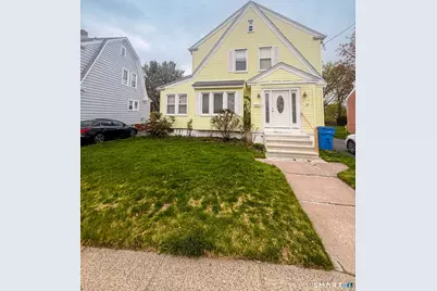 38 Grandview Avenue, Hamden, CT 06514 - Photo 1