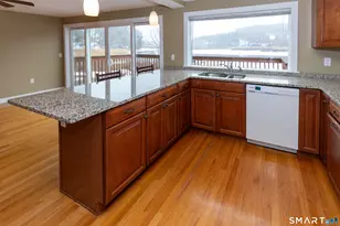 135 Middlesex Ave, Chester, CT 06412 - Photo 9