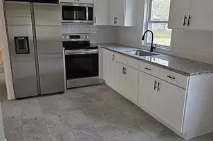 70 Bristol Rd, Windsor Locks, CT 06096 - Photo 3
