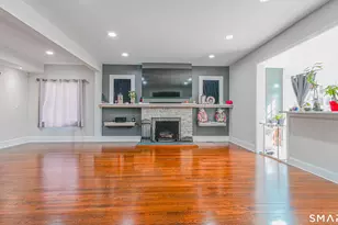 1210 Laurel Ave, Bridgeport, CT 06604 - Photo 5
