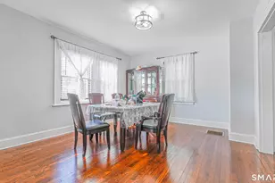 1210 Laurel Ave, Bridgeport, CT 06604 - Photo 17